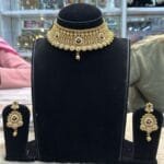 real look chocker set