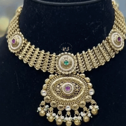 Rubela Store’s Gold-Look Elegance – Necklace with Subtle Pearl Charm