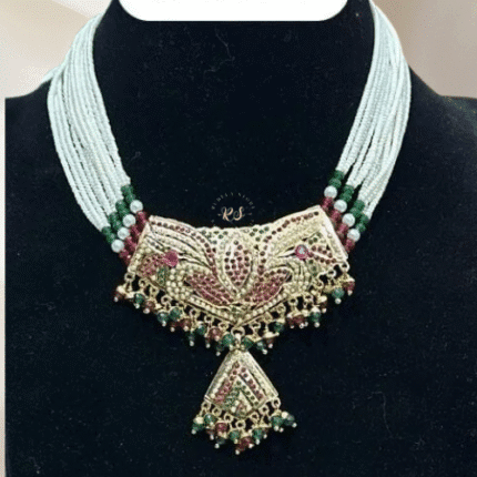 Rubela Store's Noor-E-Zehra Jadau Necklace – A Glimpse of Royal Moonlight