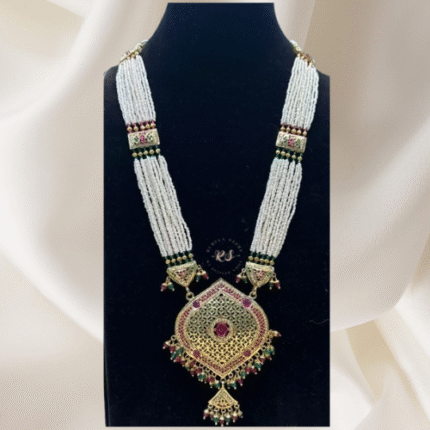 Rubela Store’s Eternal Radiance Jadau Set – Crafted to Celebrate You