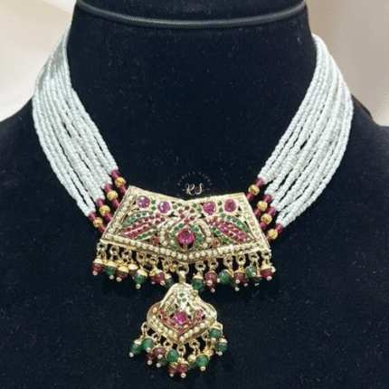Rubela Store’s Royal Radiance Jadau Necklace – Grace in Every Curve