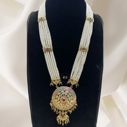 Rubela Store’s Timeless Grace Jadau Set – Elegance in Every Detail