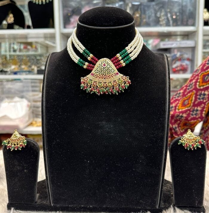 jadau necklace