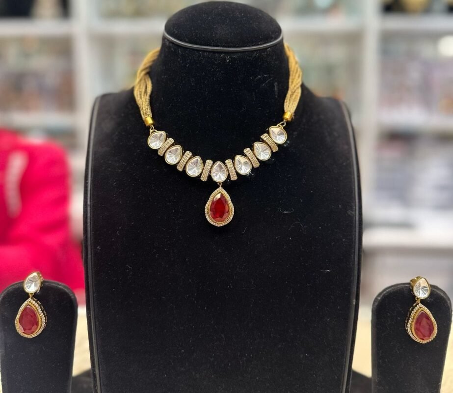 kundan mosonite set