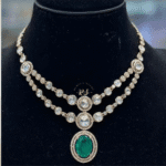 Rubela Store's Enchanting Green Kundan Set – A Symphony of Tradition and Elegance