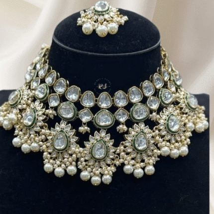 Regal Heritage Kundan Set by Rubela Store – Timeless Elegance for Every Occasion