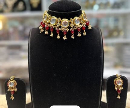red kundan set