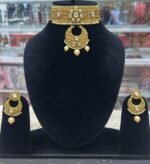 gold-look choker set