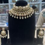 Gold-Look Choker Set