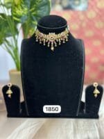 Real Gold Look Temple Choker with Pearl – By Rubela Store - Image 2