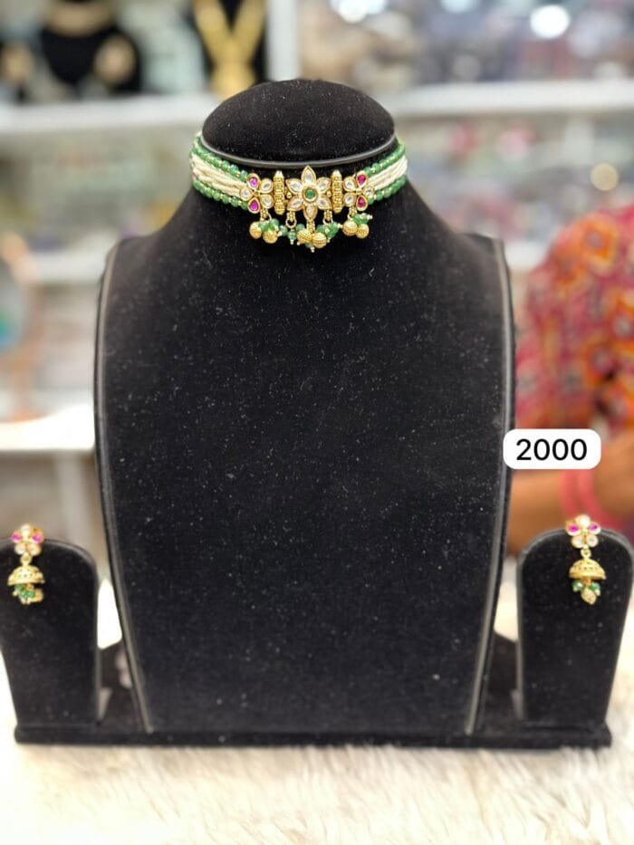 Real Gold Look Pearl Choker Set – Elegant & Timeless - Image 2