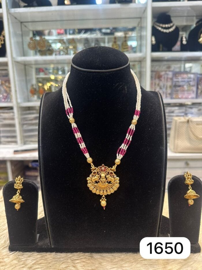 Graceful Gold Look Temple Pendant Set – Rubela Store - Image 2