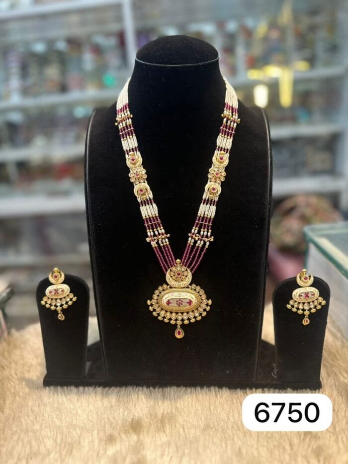 Real Look Golden Mina Kari Kundan Pendant Set – Shine with Elegance - Image 2