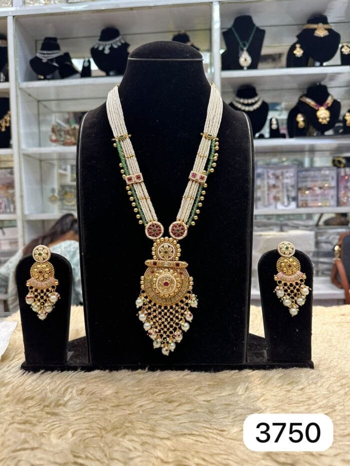 Real Look Mina Kari Pendant Set – Elegant Charm by Rubela Store - Image 2