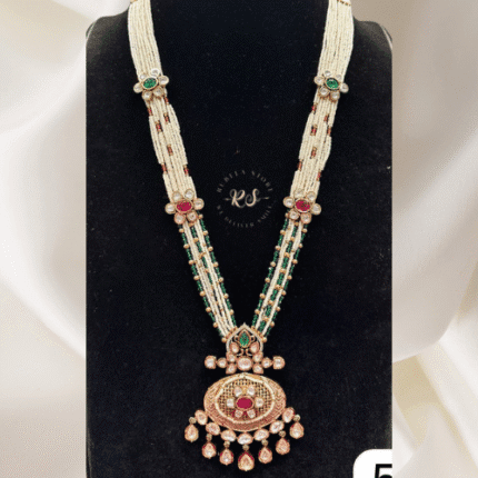 Real Look Golden Mina Kari Kundan Pendant Set