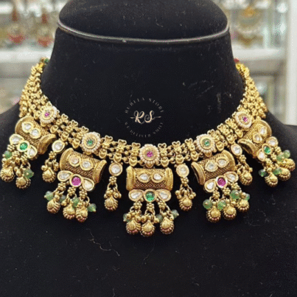 Rubela Glow Like Gold with the Real Look Golden Set