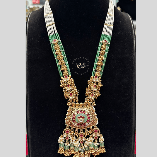 Untitled design (2) Rubela Real Look Golden Heritage Set – Royal Grace in Every Shine - Image 1