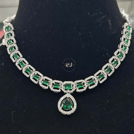 Rubela Shine Bright with Real Look Diamond Green Set