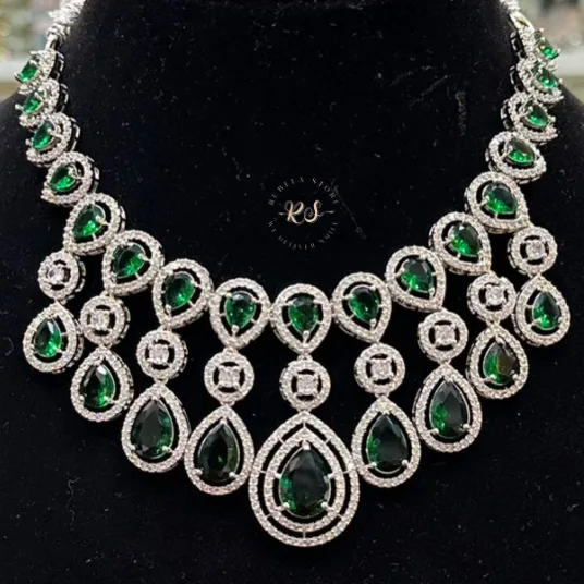 Rubela Sparkling Green – Real Look Diamond Set by Rubela Store - Image 1