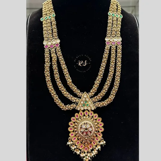 Rubela Royal Gold Look Set – Feel the Real Glow of Gold ✨ - Image 1