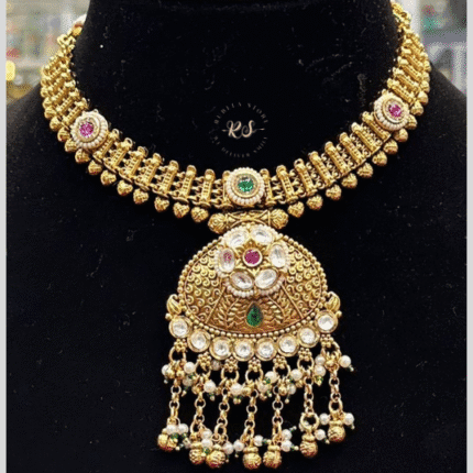 Real Look Golden Set – Shine Like Pure Gold