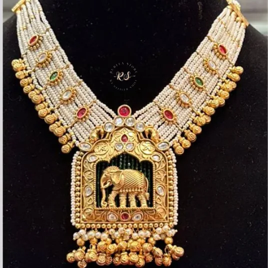 Untitled design (68) Rubela Royal Glow Real Look Golden Set – Shine with Grace - Image 1