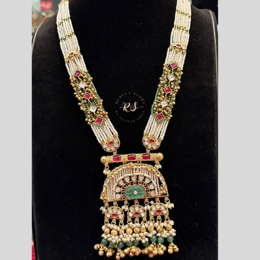 Untitled design (71) Rubela Shiny Real Look Golden Pendant Set – Everyday Royal Elegance - Image 1