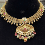 Rubela Shine Bright with the Real Look Golden Set