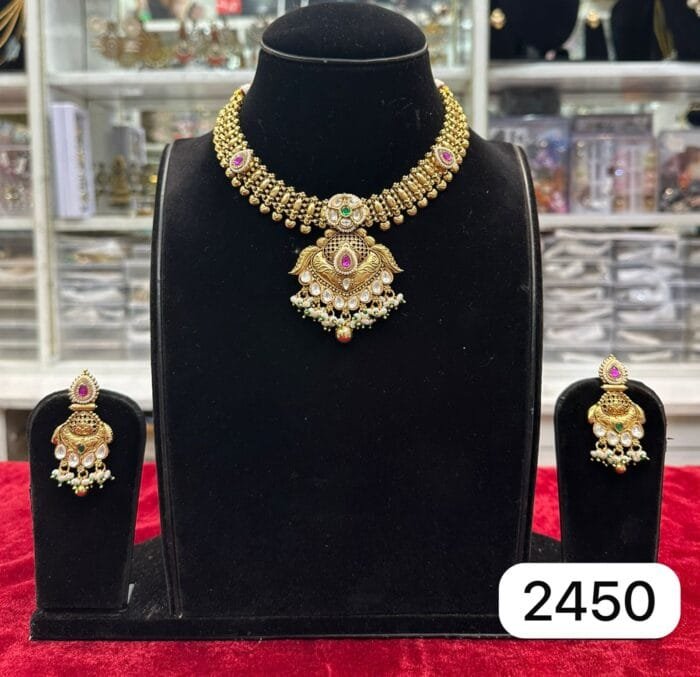 Real Look Golden Set – Royal Elegance for Every Occasion - Image 2