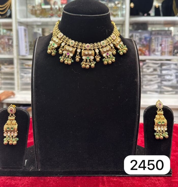 Real Look Golden Set with Kundan – Royal Shine - Image 2