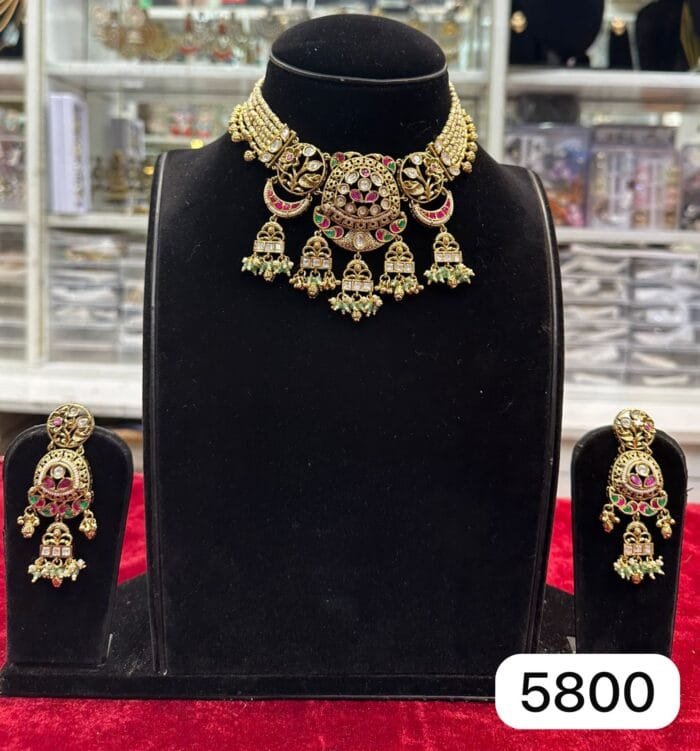 Real Look Set with Kundan – Shine in Style - Image 2