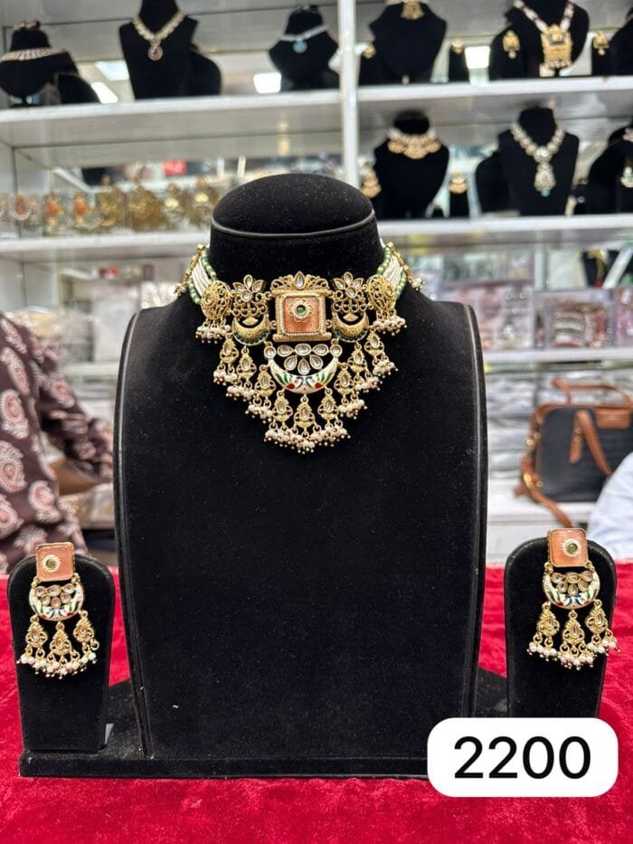 Real Look Golden Heritage Choker Set – Royal Shine - Image 2