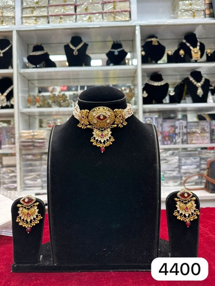 Rubela Real Look Golden Set – Timeless Beauty That Shines - Image 2