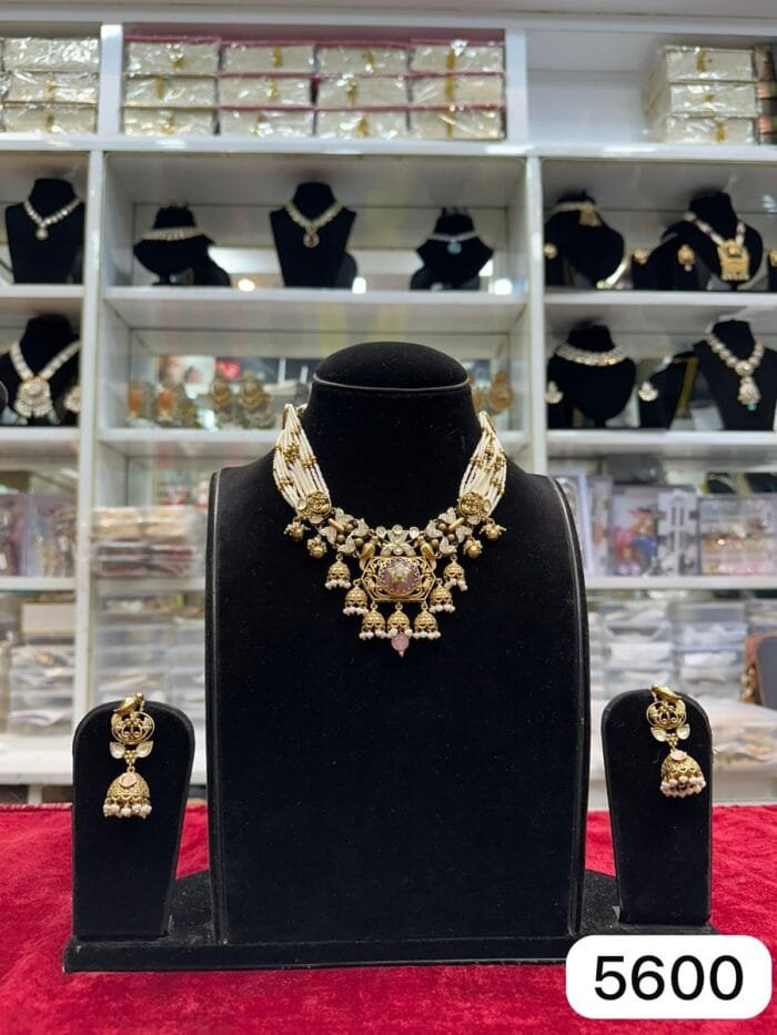 Rubela Real Look Golden Heritage Set – A Royal Touch of Tradition - Image 2