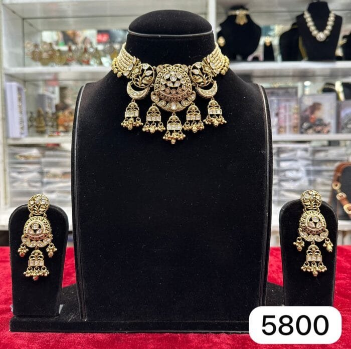 Rubela Shine Royal with the Real Look Golden Kundan Set - Image 2
