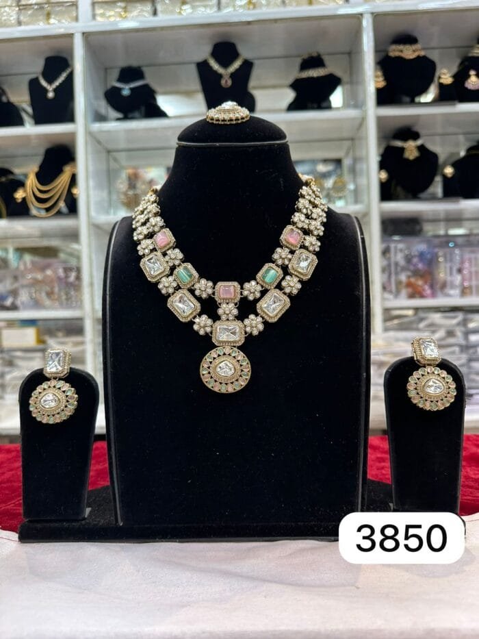 Rubela Shine Bright with Real Look Double Colour Polki Kundan Set - Image 2