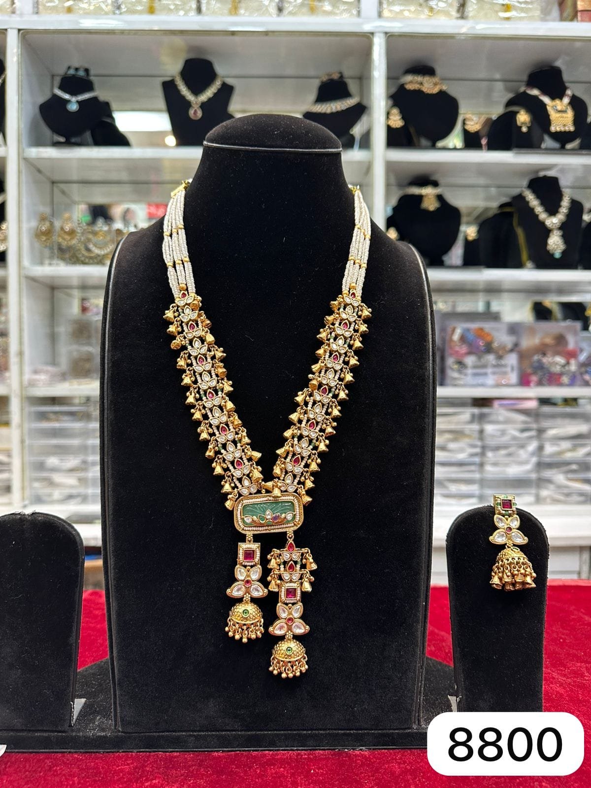 WhatsApp Image 2025-10-18 at 12.32.01 PM Rubela Real Look Golden Heritage Set – A Royal Touch of Tradition - Image 2