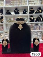 Real Look Mozonite Choker Set with Soft Mint Colour - Image 2