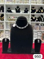 Real Look AD Black Set with Bold Elegant Shine - Image 2