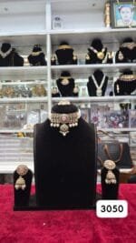 Real Look Mozonite Pink Mint Choker Set Elegant Royal Style - Image 2