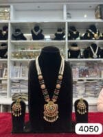 Real Look Heritage Pandent Set Classic Royal Charm Rubela - Image 2